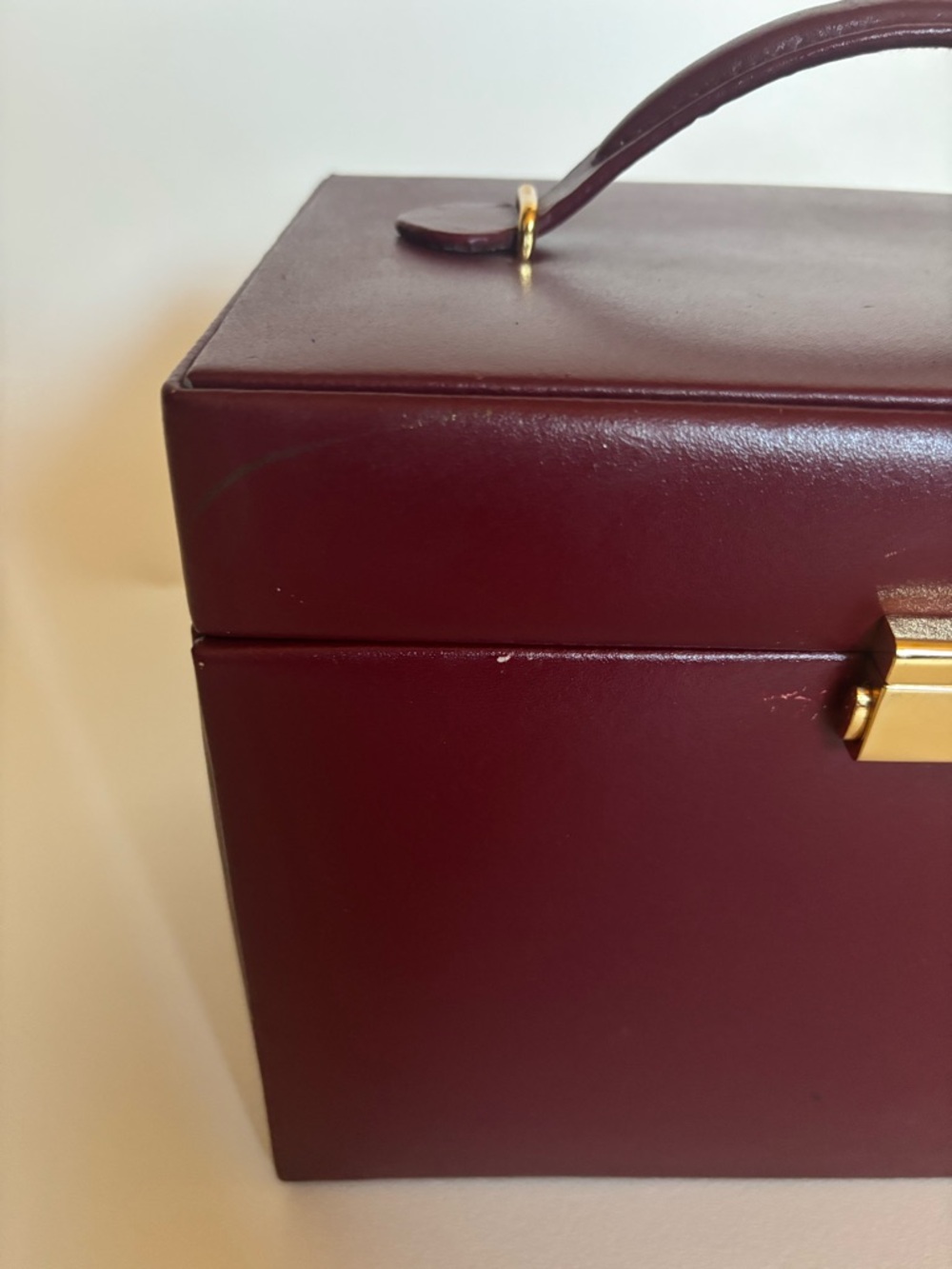 Rare~Vintage WOLF Leather Jewelry Box ~Handbag ~ in Royal Red - Picture 14 of 16